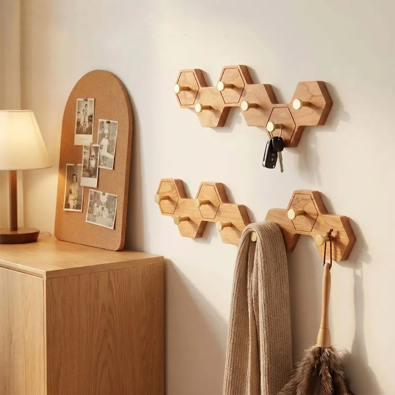 Porte-manteau mural Alveare, nid d'abeille en bois massif